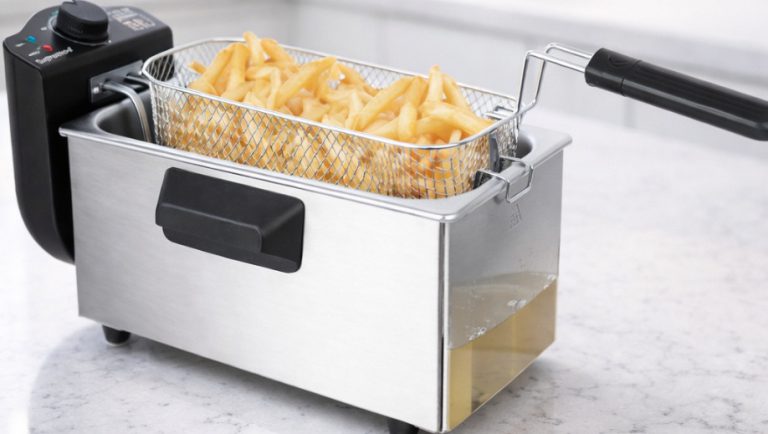 Friteuse semi-pro Techwood — TFR-4030 — extrait du prospectus ADAMS